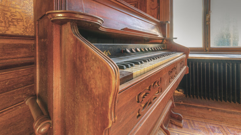 Villa Woodstock Harmonium nah
