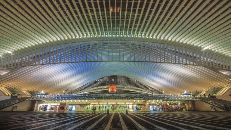 Lüttich Bahnhof bei Nacht