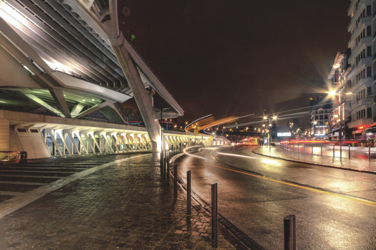 Lüttich Bahnhof bei Nacht