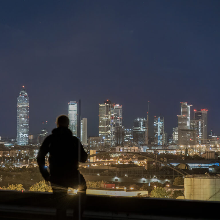 Skyline-Blick vom Hochhausdach