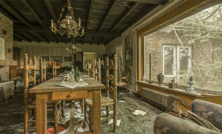 Maison Limmi gedeckter Tisch