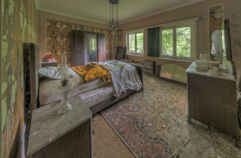 Maison Limmi Schlafzimmer am Fenster
