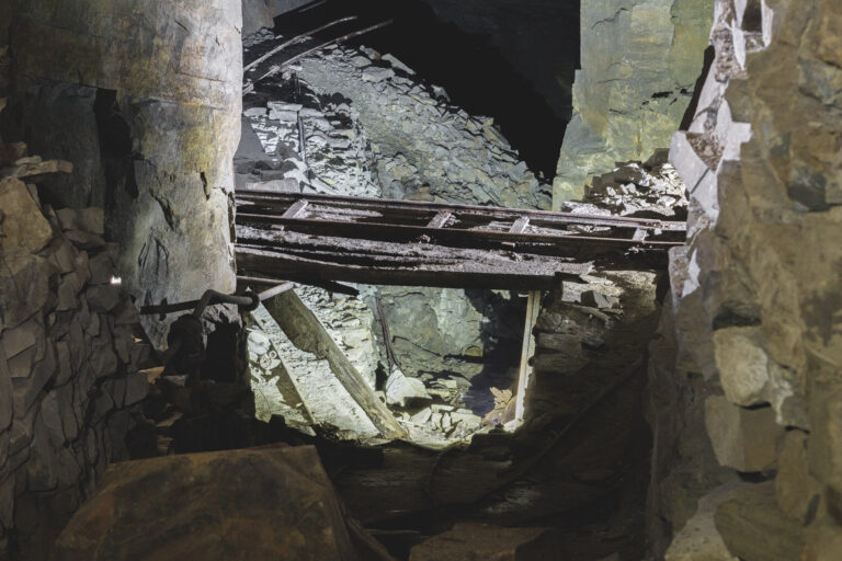 Indiana Jones, Schienensteg
