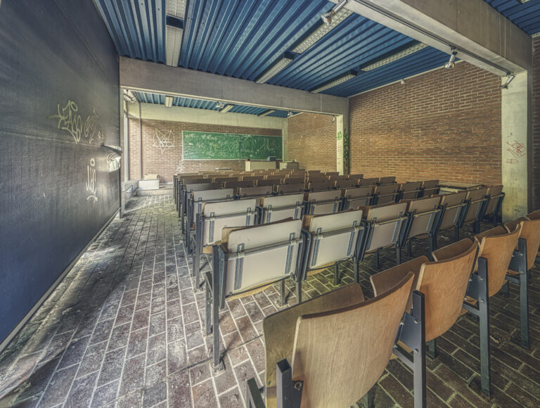 Biotech, Hörsaal seitlich