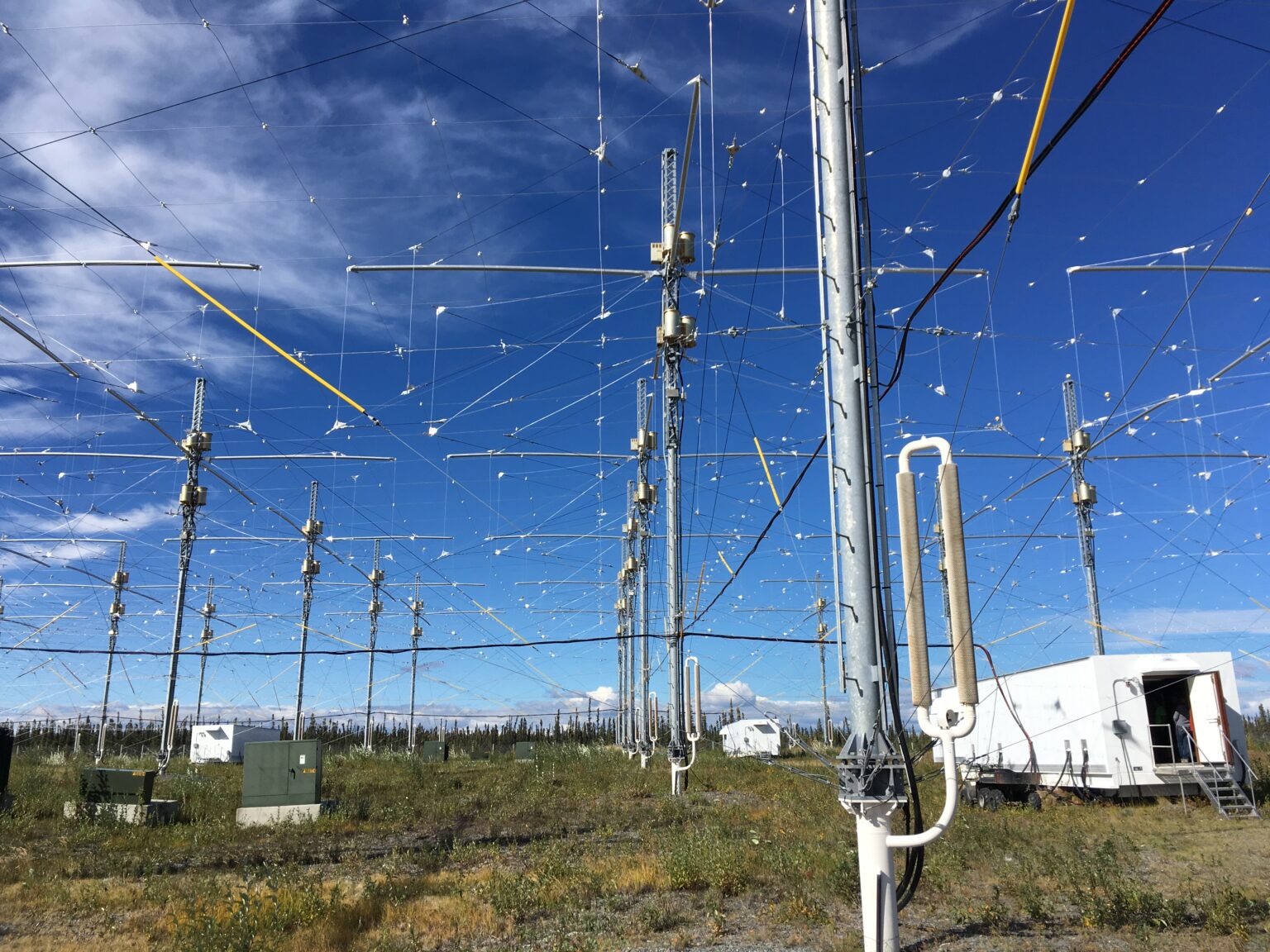 Antennenfeld der HAARP-Forschungsanlage in Gakona, Alaska